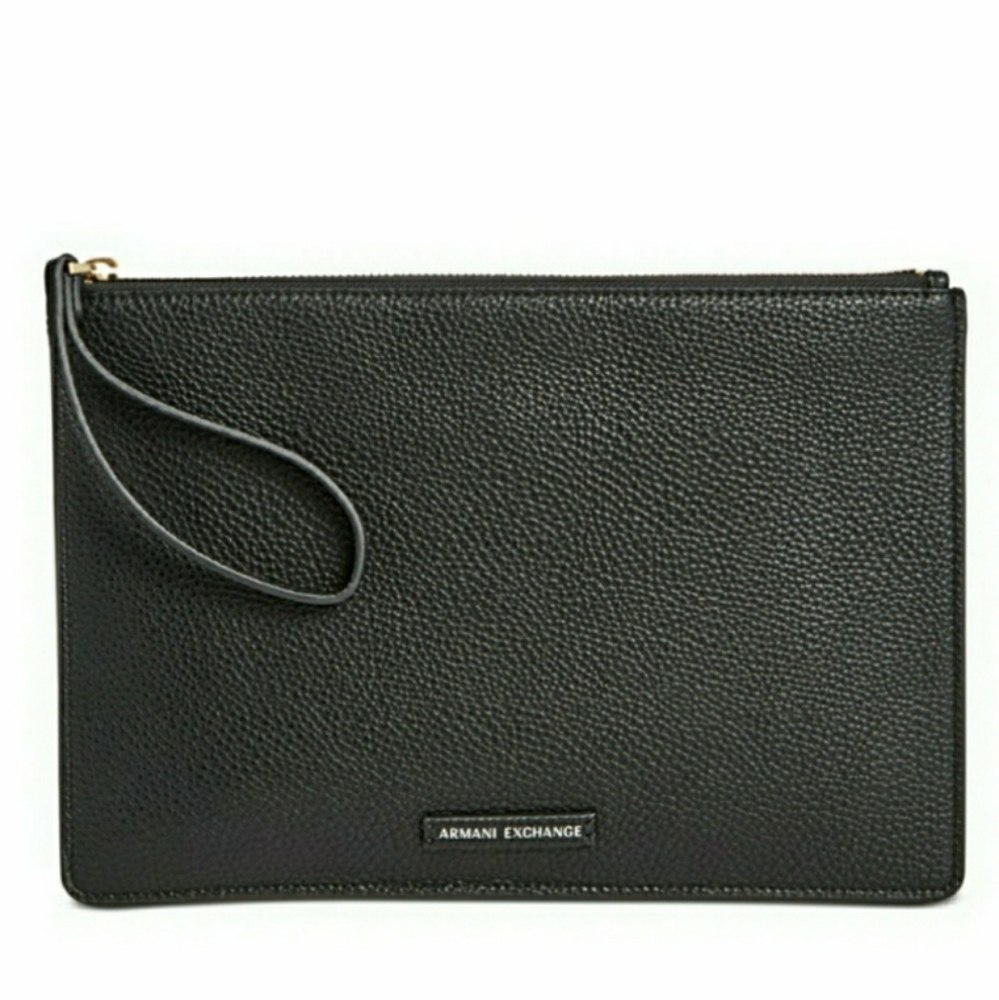 🆕️Armani Exchange Zippered Black Clutch Wristlet